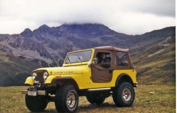 CJ7_V8_gelb.jpg