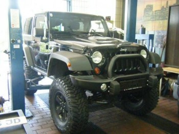 JK_Rubicon_Schwarz_053.jpg