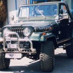 Jeep CJ7 V8